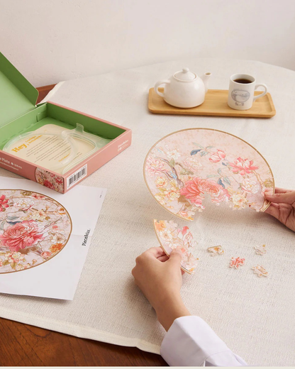 Plato Decorativo Rompecabezas 3D Peonías - Peony Blossom Elegance (124 piezas)